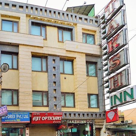 Hotel Taksh Inn Delhi  Exterior photo